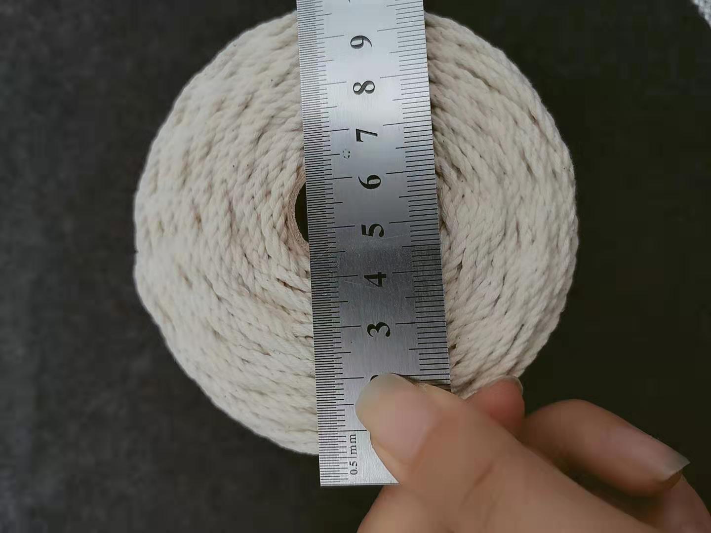 BASIC COTTON ROPE 2.5 MM -3 STRAND-NATURAL